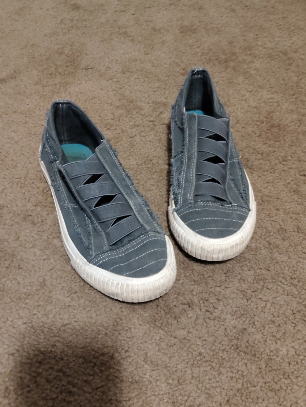 Women's Casual Slip-On Sneakers in Slate Gray